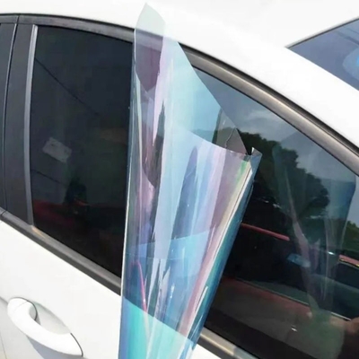 Aangepaste kleurrijke auto-ruitfilm Nano-keramische voorruit tint Rood VLT 83% warmte-isolatie
